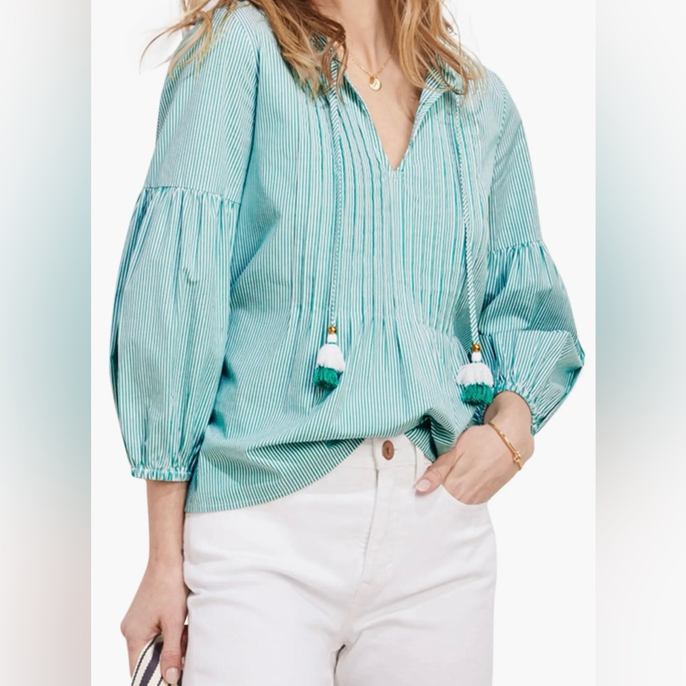 Vineyard Vines Women’s Green White Striped Tassel Pintuck V‎ Neck Top L Cotton